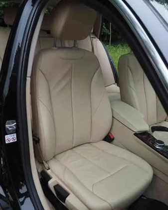 BMW Seria 3 cena 59900 przebieg: 156200, rok produkcji 2019 z Bełchatów małe 704